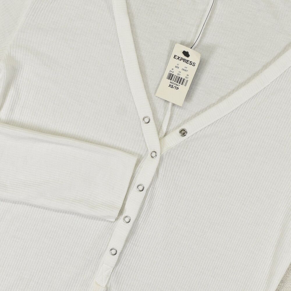 Express Henley Shirt Womens Extra Small XS White Long Sleeve Snap Button NWT Top - Picture 6 of 8